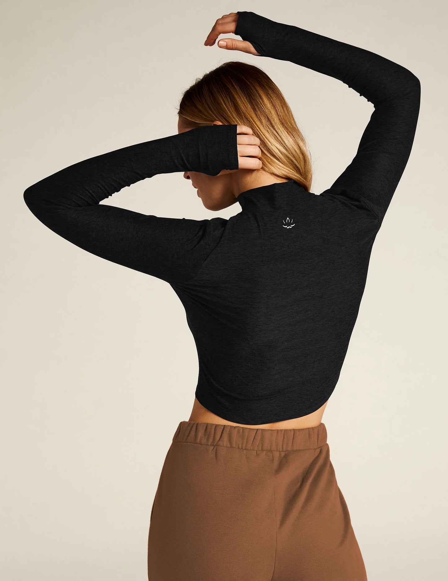 Featherweight Moving On Cropped Pullover