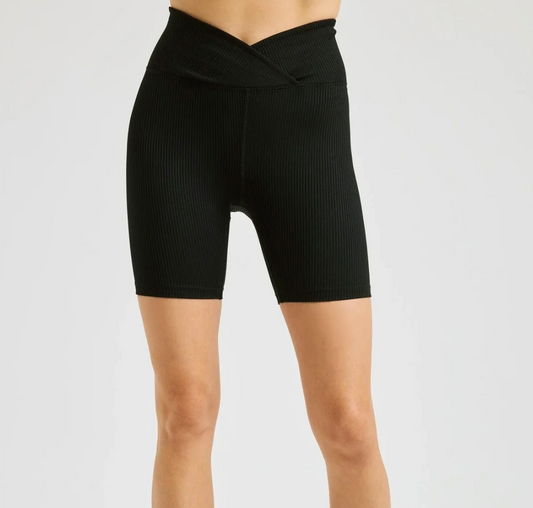 Ribbed V-Waist Biker Short